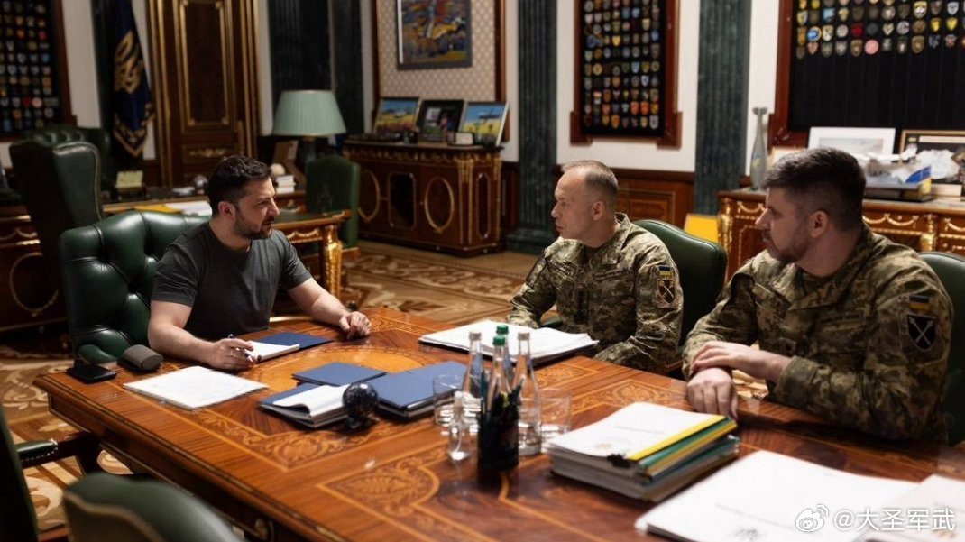 泽连斯基表示，过去一周内，俄军加大进攻力度，但在七天内已造成超过8000名俄军阵