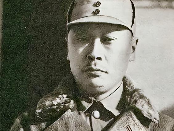 1949年初，解放战争胜利在即，上海即将解放，当时在西柏坡，中央正商议解放后各大
