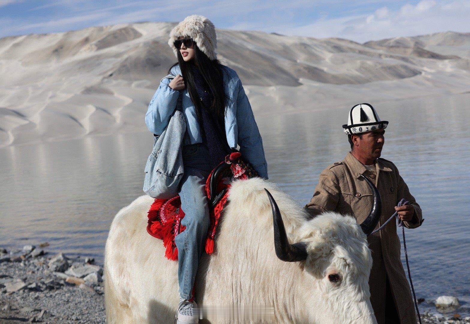 沈羽洁缺氧也消停不了一点 沈羽洁新疆vlog太绝啦！三分钟里美貌持续输出，“发疯