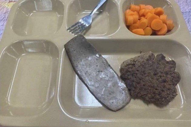 驻中东美军陆战队抱怨伙食恶劣、与世隔绝参与针对伊朗大规模军事行动的美国海军陆战队