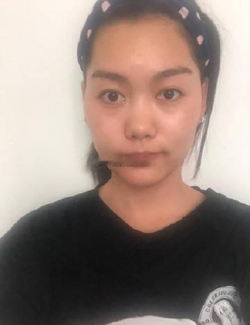 这种典型的“上扬眉”体现出你的性格刚烈要强，过于重视自尊的你甚至有点霸道，虽在工