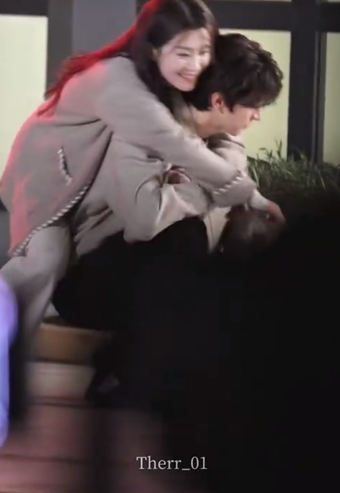 林一卢昱晓折月亮拥抱背背路透林一卢昱晓拥抱背背路透林一卢昱晓折月亮拥抱背背路透，