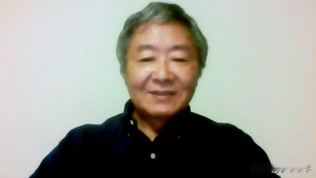 美国在广岛长崎的行为，那是因为要遏制前苏的扩张。所以，虽然美国投了弹，但责任在前