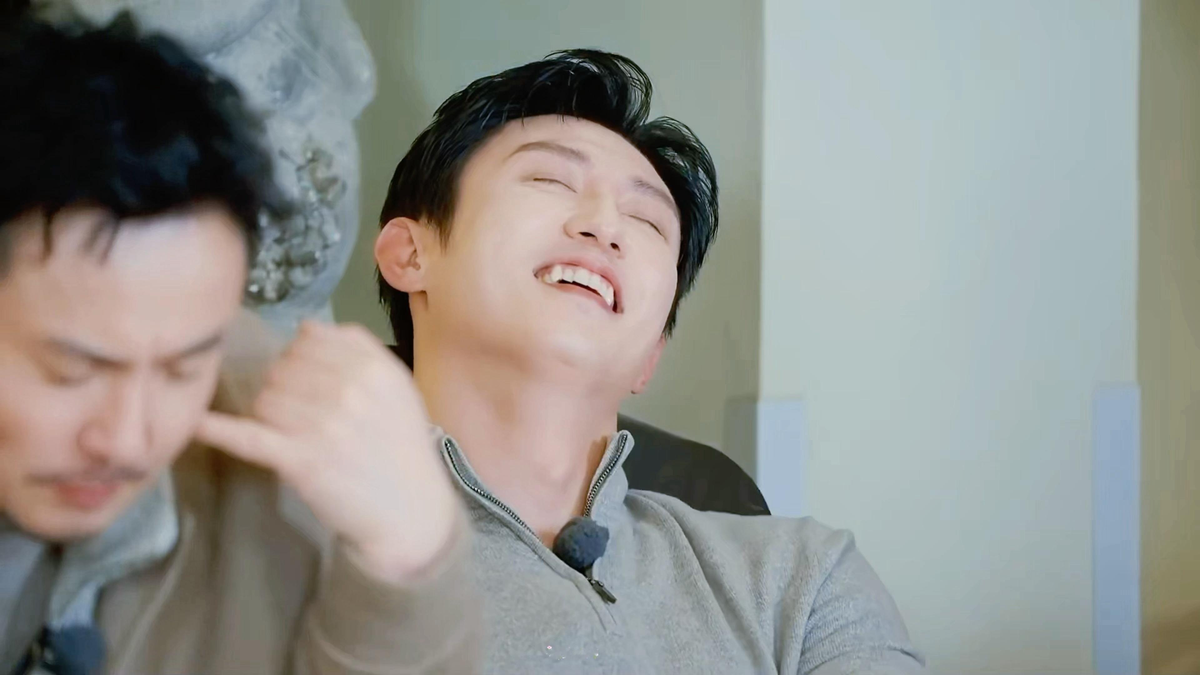 哎呦 我宝睡着觉就把人杀了哈哈哈哈哈太可爱了宝宝 聪明第一名 可爱第一名 