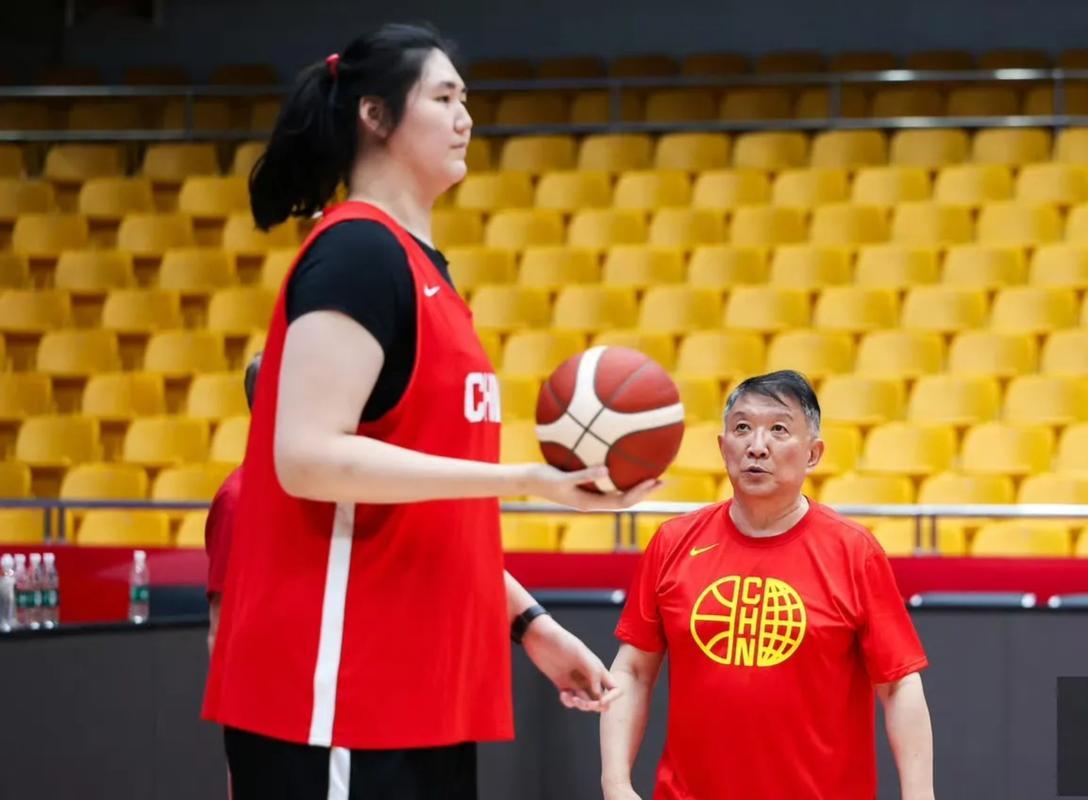 对于张子宇：宫鲁鸣有3大问题仍然没解决！

防守问题
张子宇在场上的时候，整体的