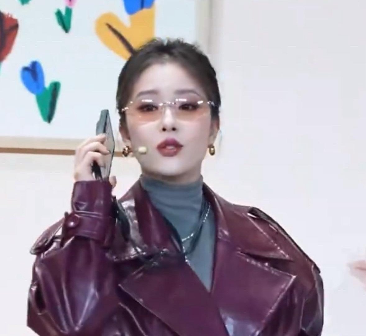 王菊大逆袭，瘦身成功后一下子撞脸刘涛和高叶，气质都slay一大片。 