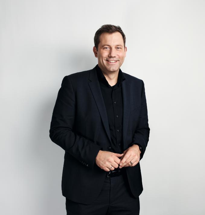 看这就是西方，永远把你看成对手，从不会把我们看成伙伴。
德国媒体评论德国的财政部