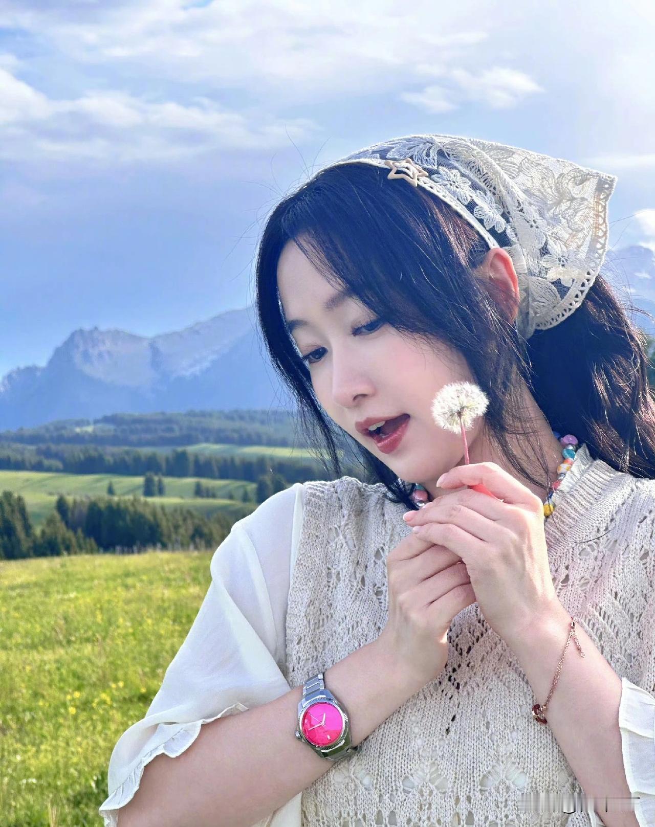 刘美含七夕疑似官宣和张远分手瓜引发热议，至于两人是否在一起只有当事人知道，三十多