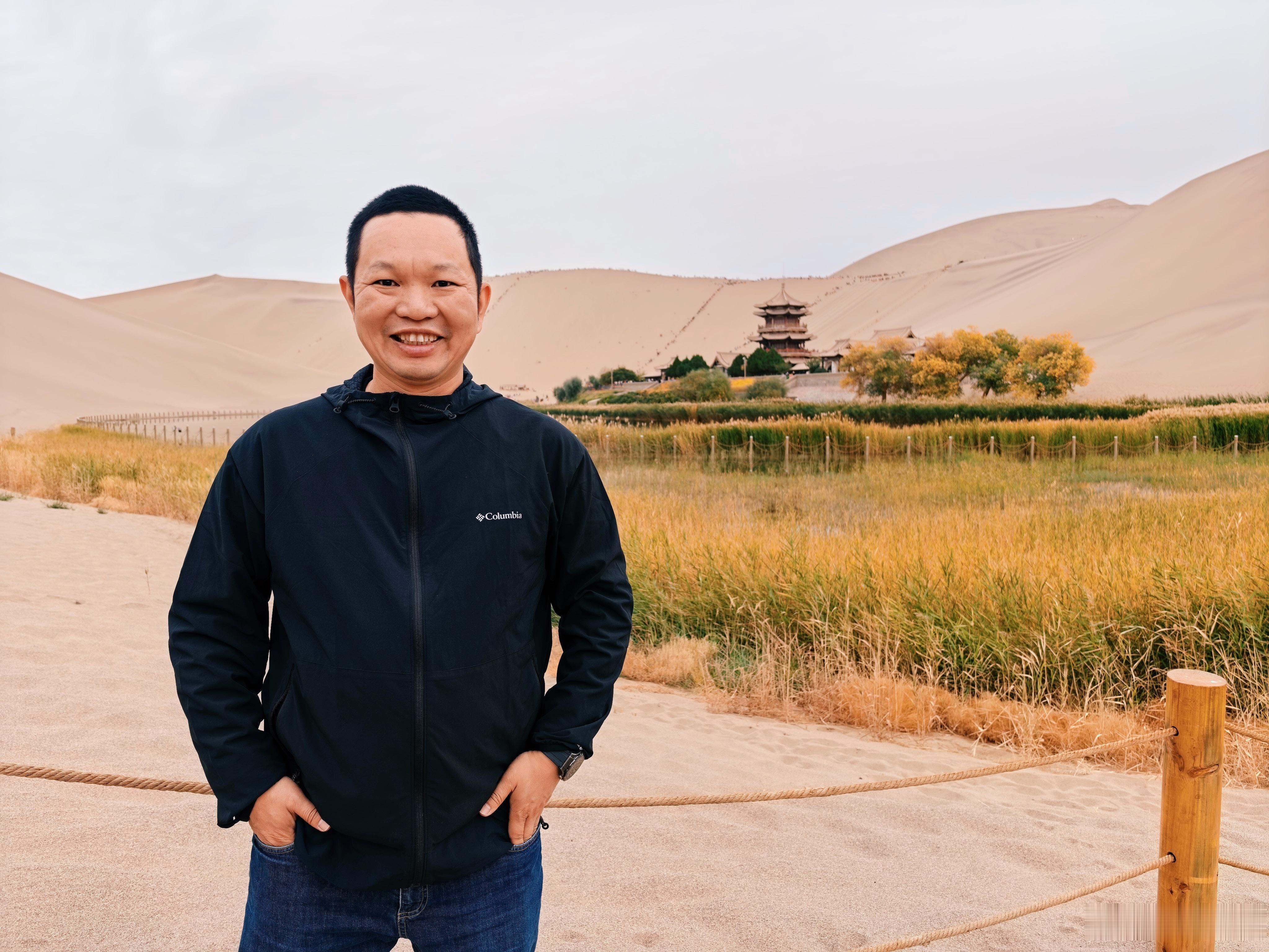 善良不是软弱，而是一种选择。在这个容易冷漠的世界里，保持温暖本身就是一种勇敢。你