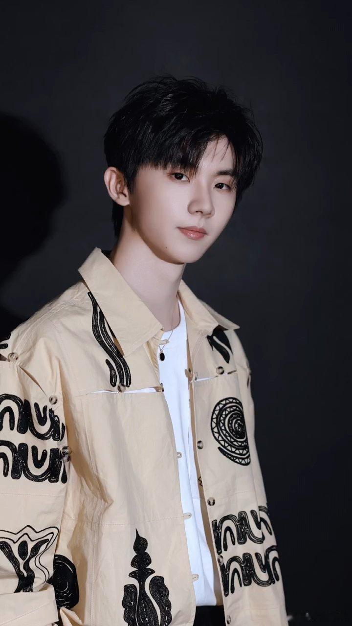 #马嘉祺[超话]#mjq#马嘉祺理想之途演唱会# mjq#马嘉祺全员加速中# “
