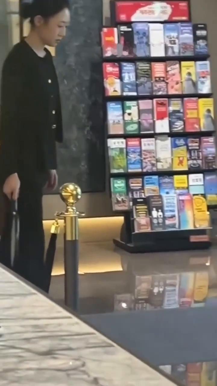 哈哈。