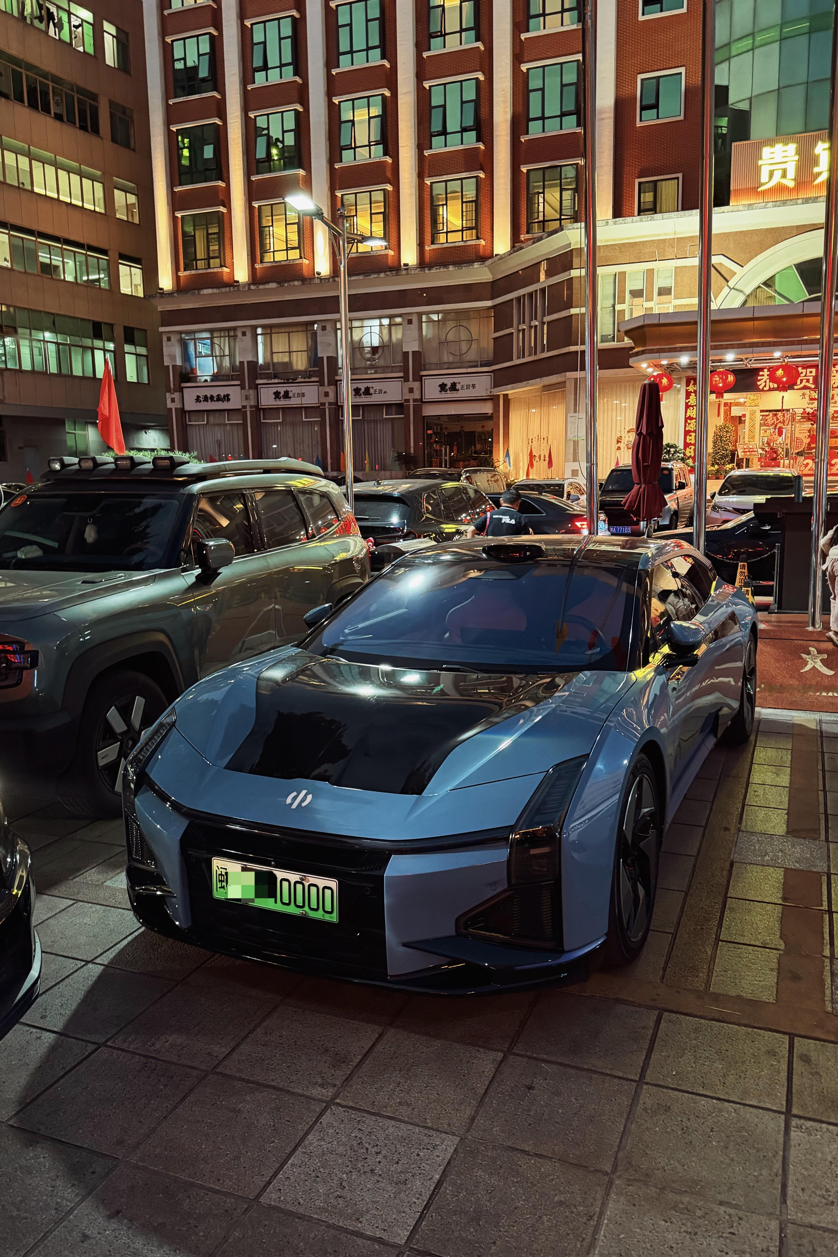 高合HiPhi Z，独一档的帅 