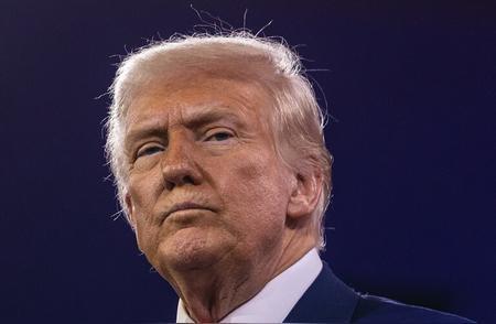 伊朗这一仗，终究是打醒了美国！现在的局势是：以前的美国在赌中国不敢动手，现在美国