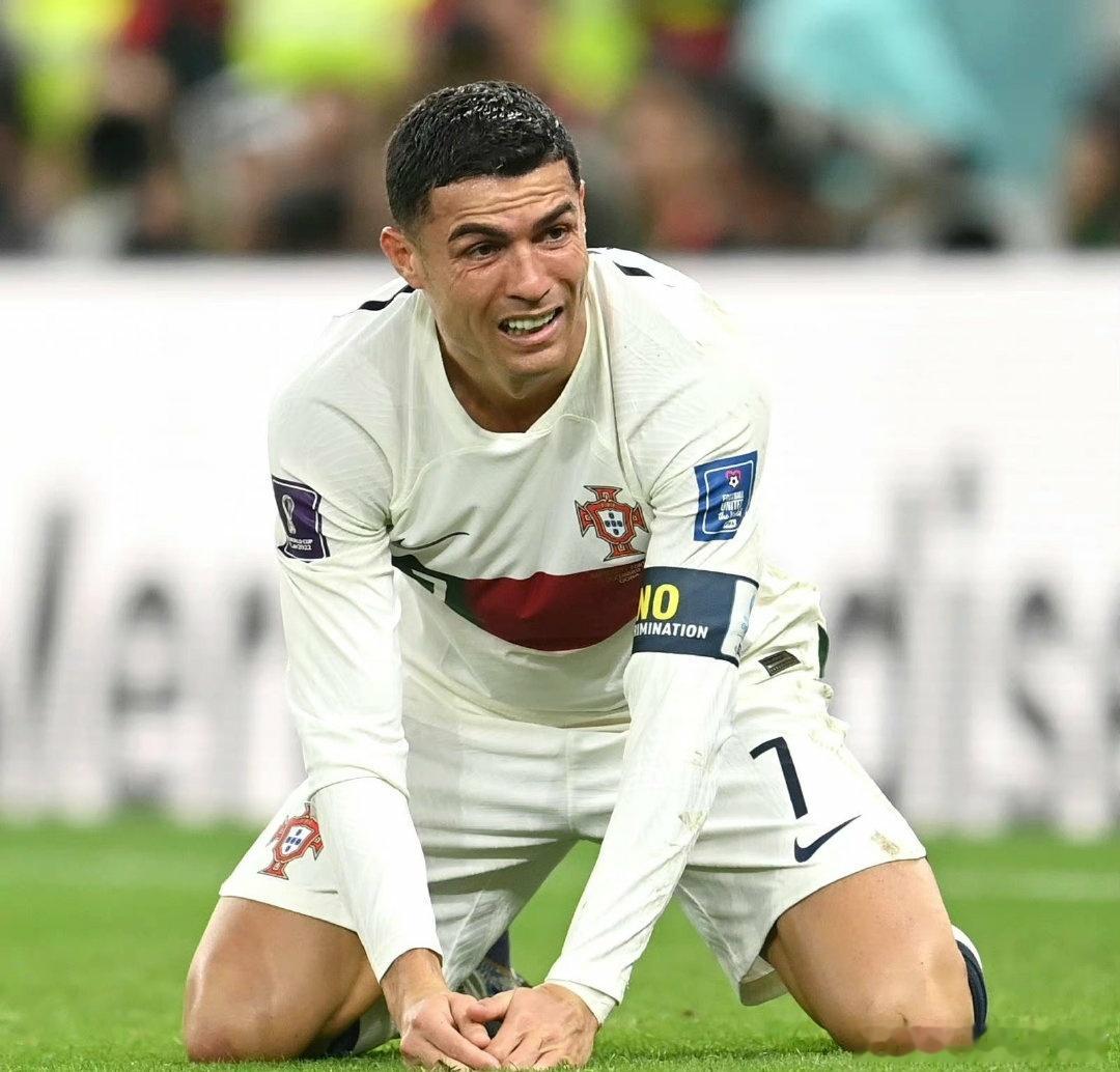 这是好事儿啊，罗哥不上场，到时候可以去美国拉斯维加斯放松放松，那里乐子多。罗哥不