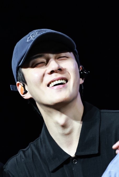 吴世勋吴世勋首支solo曲是中文 今天的世勋cr.Shgler_Sehun 