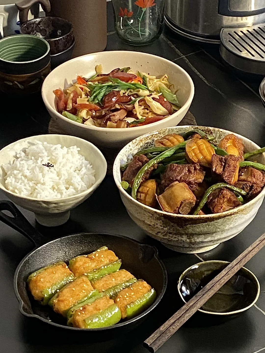 年饭菜谱📜豆角烧排骨 腊肉炒笋 青椒酿虾滑