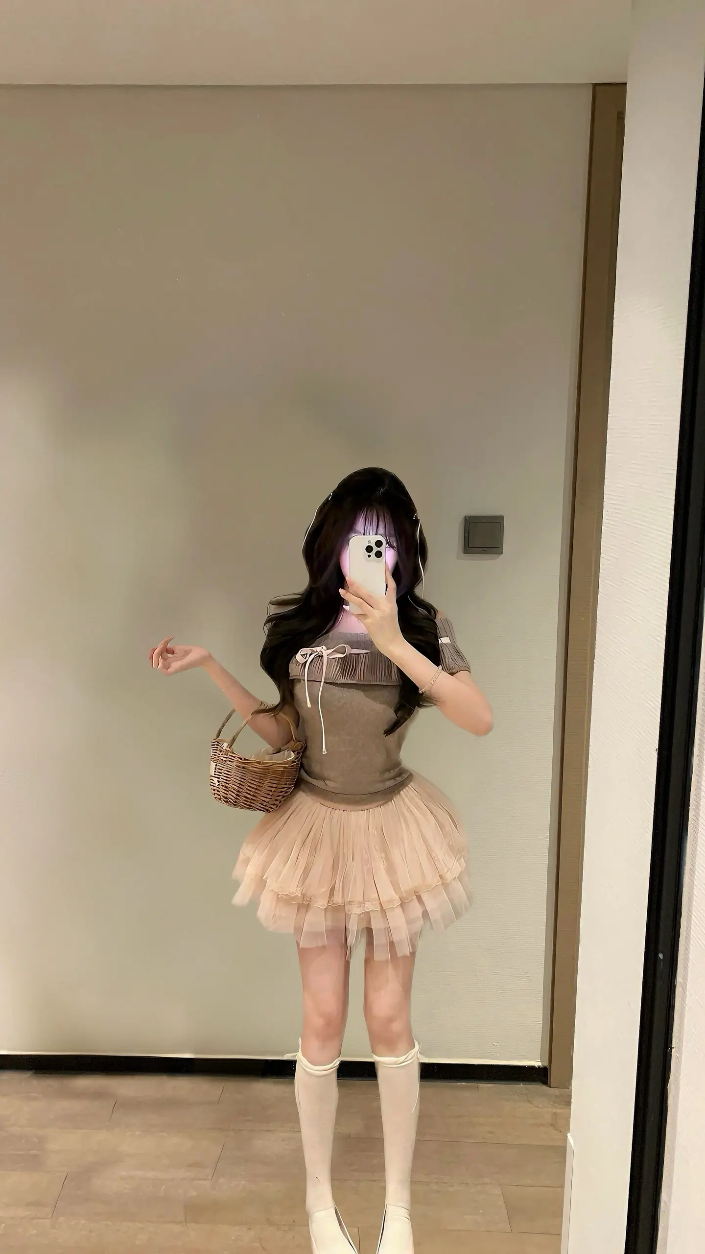 早春约会穿哪一套呢。