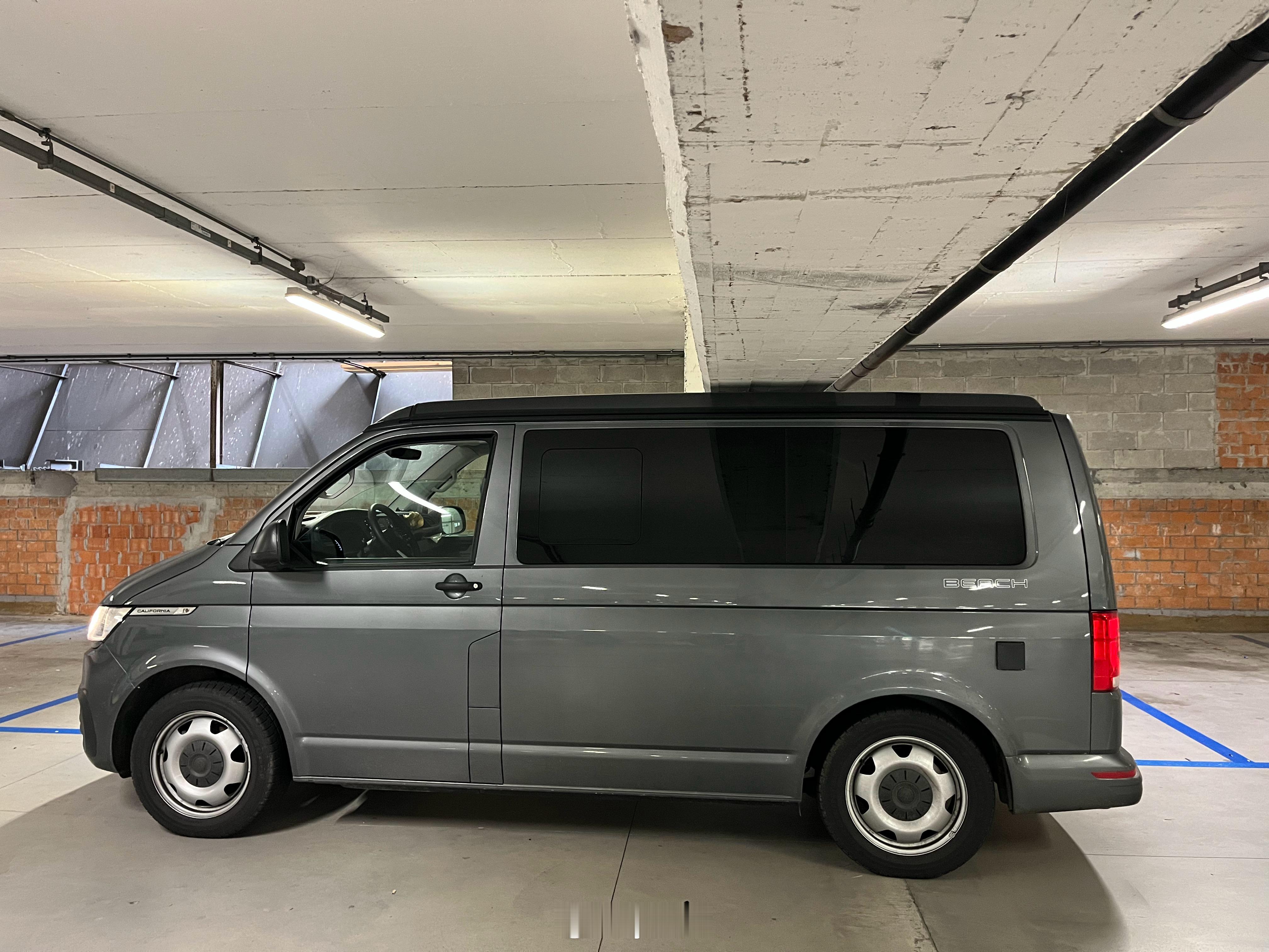 现在感觉花同样的钱买个柴油大面包子到处跑比买个性能车更有意思