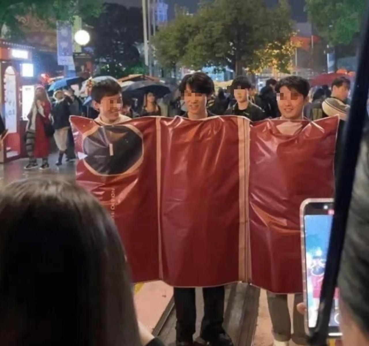 三折叠，怎么折都有面