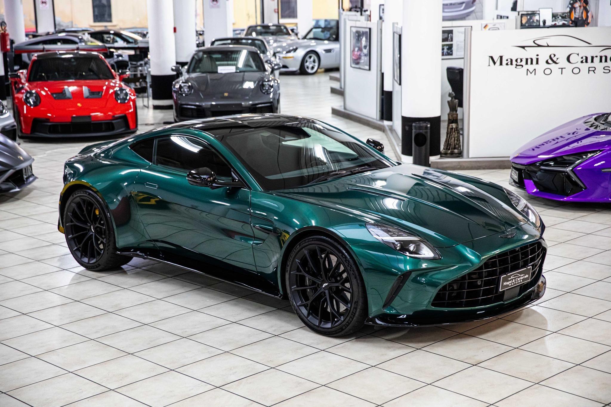 Aston Martin Vantageastonmartin阿斯顿马丁 绿色漆