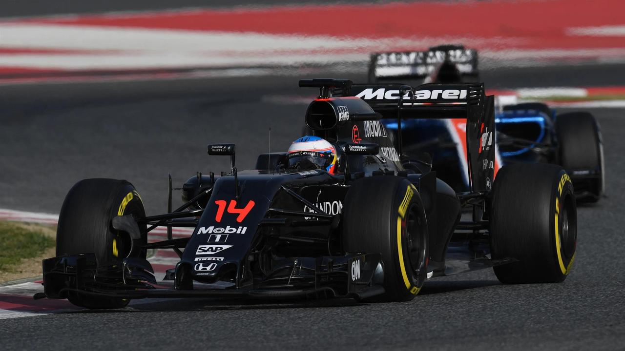 F1新规把内燃机功率砍了，我反而觉得这才是对的
很多人看到2026年F1内燃机功
