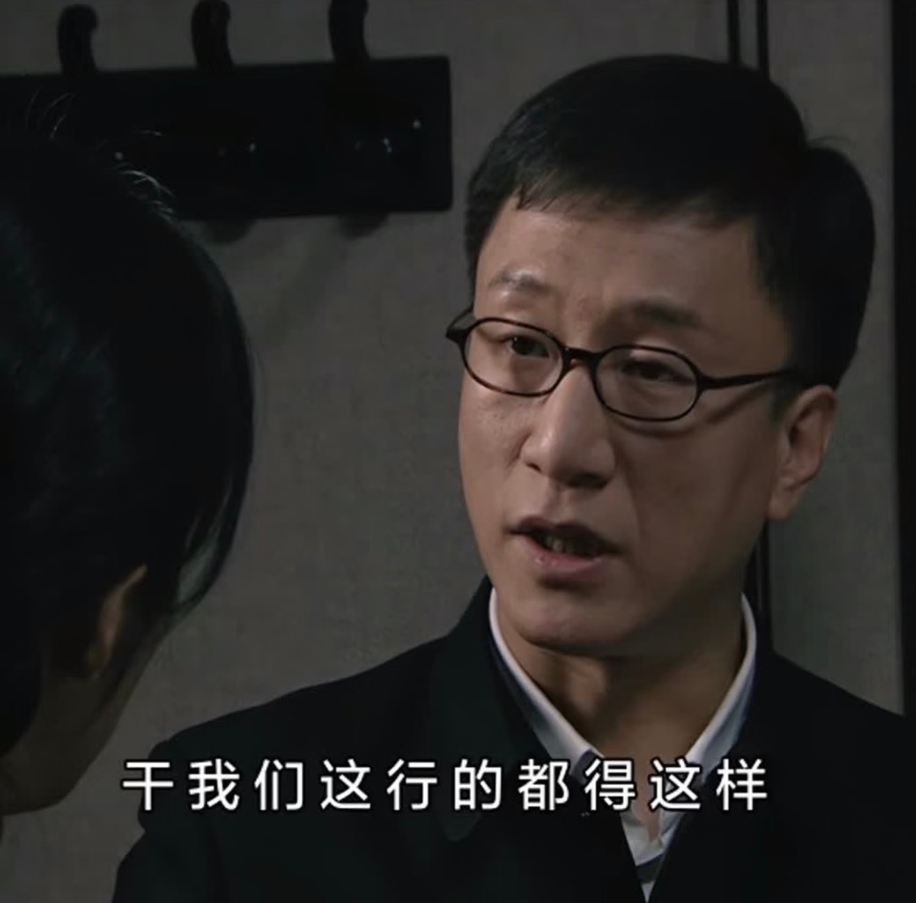 数码三行诗：影视飓风Tim称iPhoneDuo烫到握不住影视飓风Tim建议入手苹