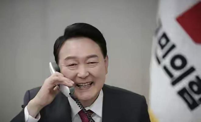 特朗普刚赢得选举，韩国总统尹锡悦的祝贺电话已经“飞”过去了，还马上要安排见面！这