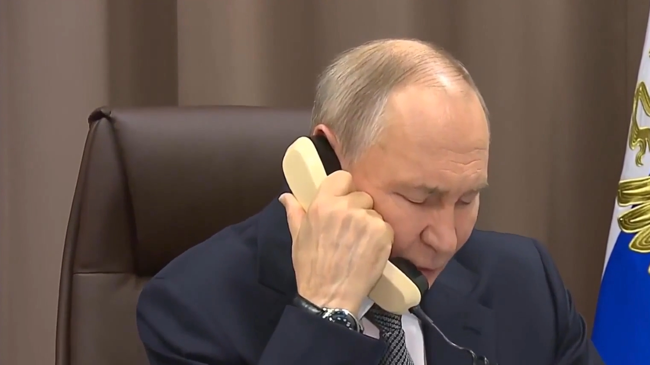 【特朗普不相信乌袭击普京官邸】美国总统特朗普4日称，他不相信乌克兰袭击了俄罗斯总