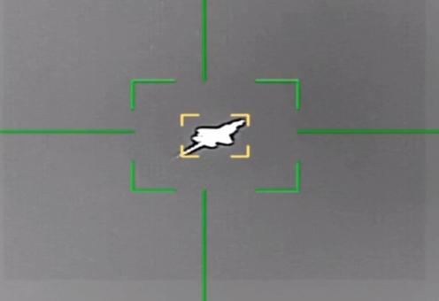 “放弃采购S-400，打了F-35A隐身战斗机，伊朗防空军的路走对了！”当地时间