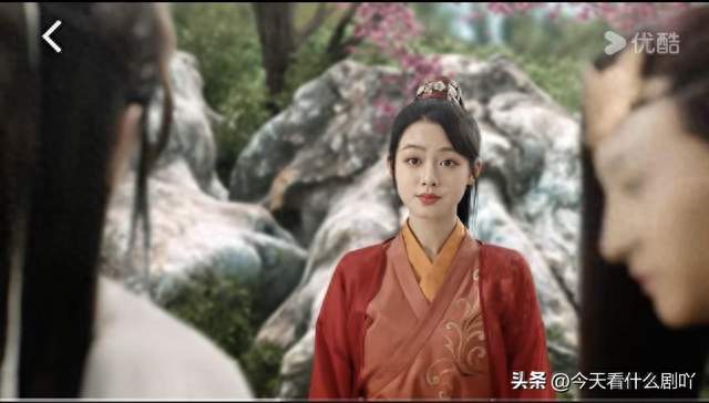 换脸版《微微一笑》回归，杨洋深情对陌生人，观众直呼违和！