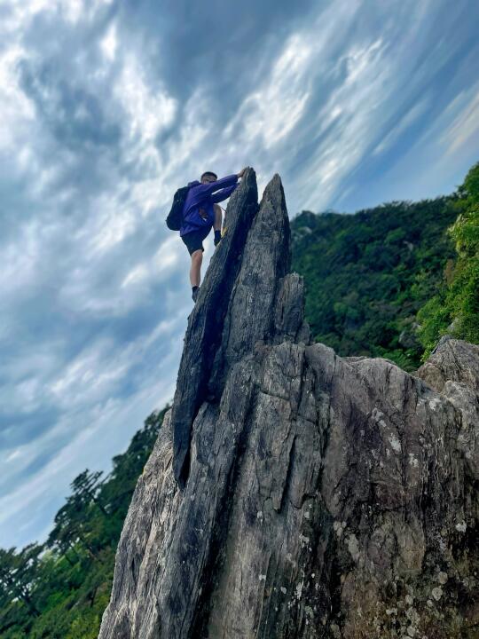 在江西庐山五老峰拍到了人生照片