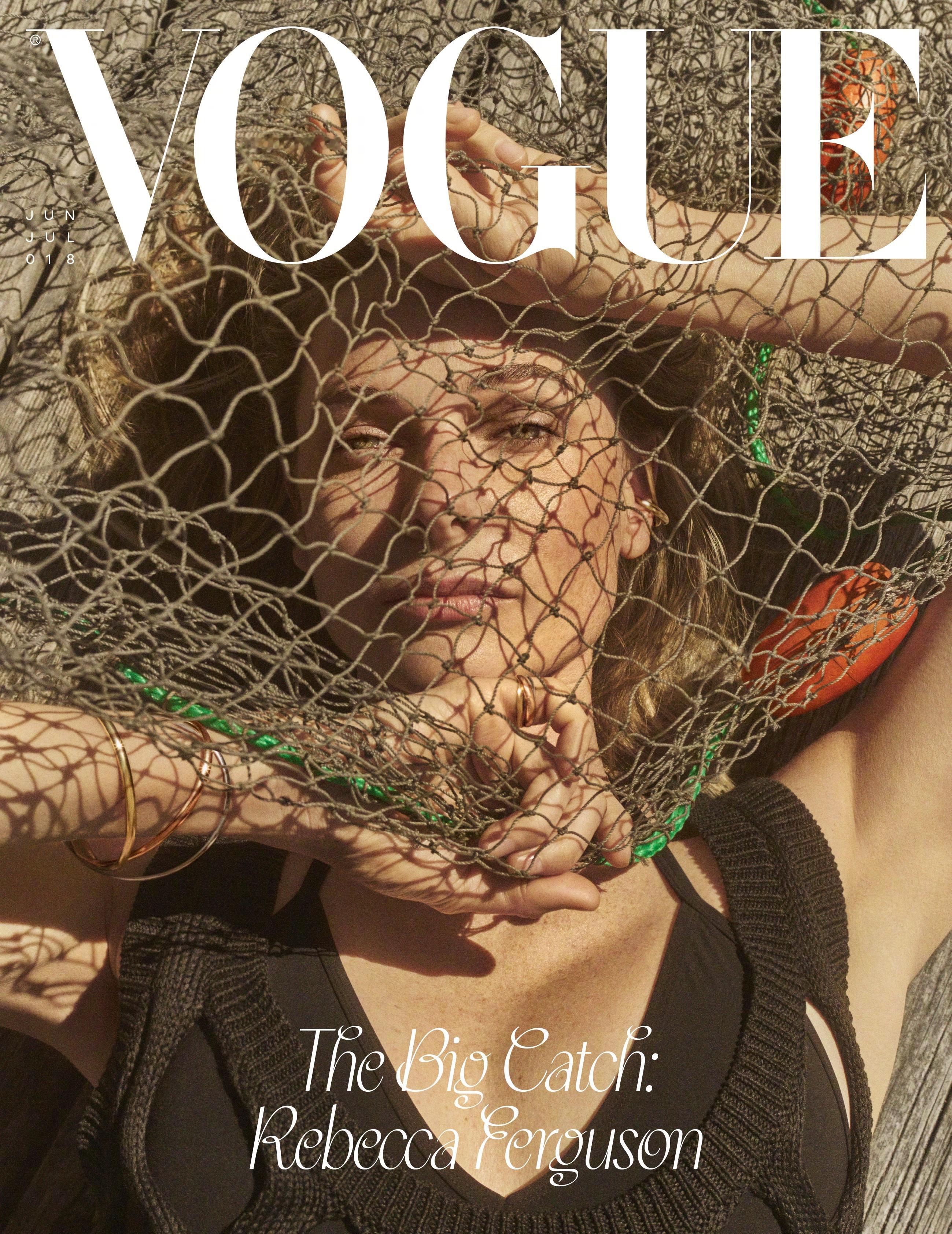 丽贝卡·弗格森《Vogue》新刊写真释出[求关注]摄影：Marcus Ohlss