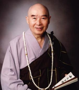 王铎：这是与陈晓旭之死有关的净空和尚。他2022年7月去世，活了96岁。身后资产