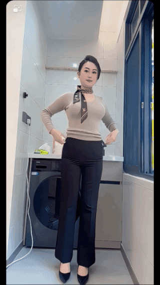 家里没人，
趁机自美一下！