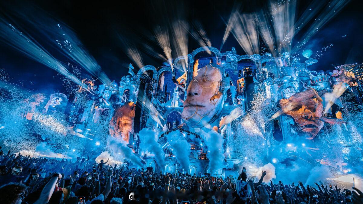 【2026 Tomorrowland 音乐节展出画作失窃：一幅已归还，另一幅仍在