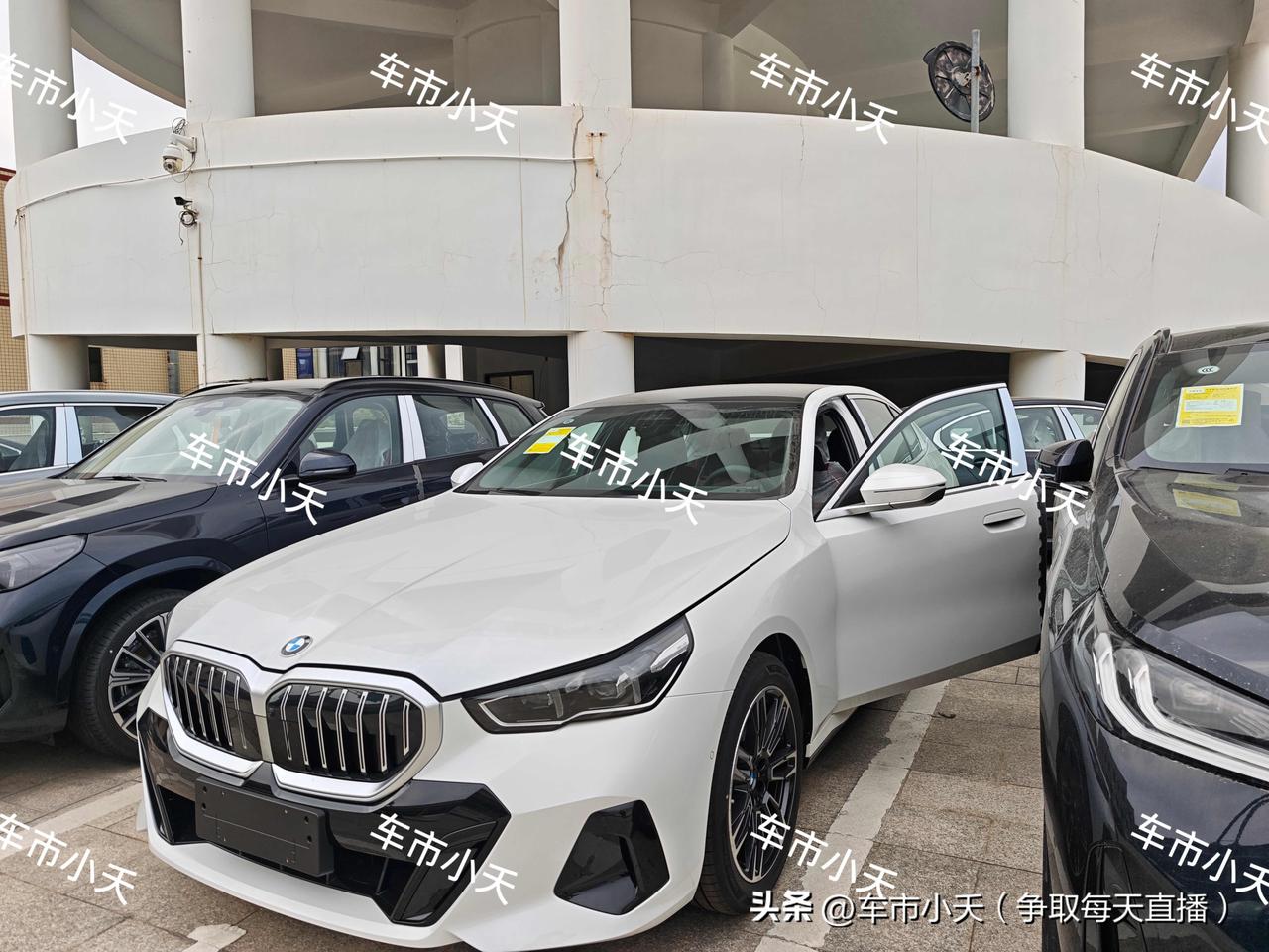 提车日记：宝马5系提车

今天给江西的小伙伴提了一辆宝马5系，配置是2026改款