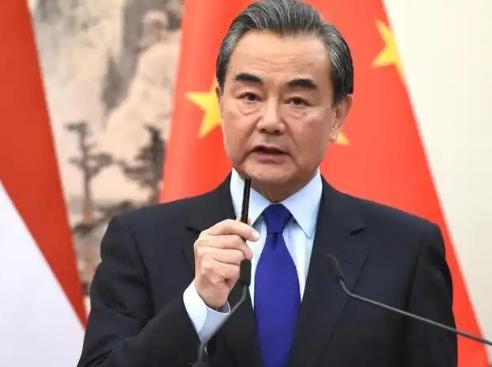 美国专家说：如果中国决定统一台湾，美国将只剩下一条路能选！中国这次准确命名“中国