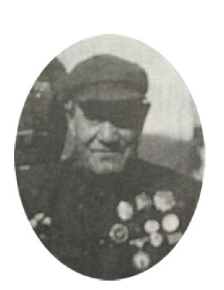 刘楹厚，山东省沂南县双堠镇西梭庄村人，参加抗日战争，曾只身用哑火的坏机枪从敌人手