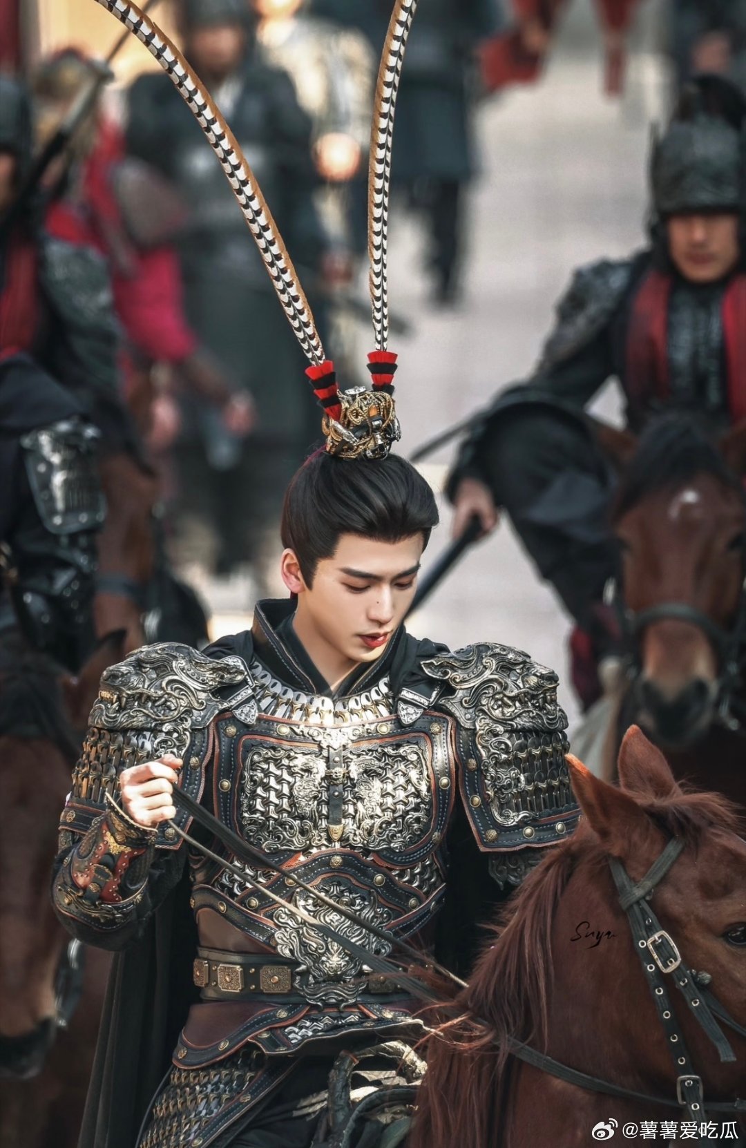 张凌赫咖位《逐玉》火了，张凌赫的实绩单也狠狠更新了一页从演技到扛剧能力，从路人盘