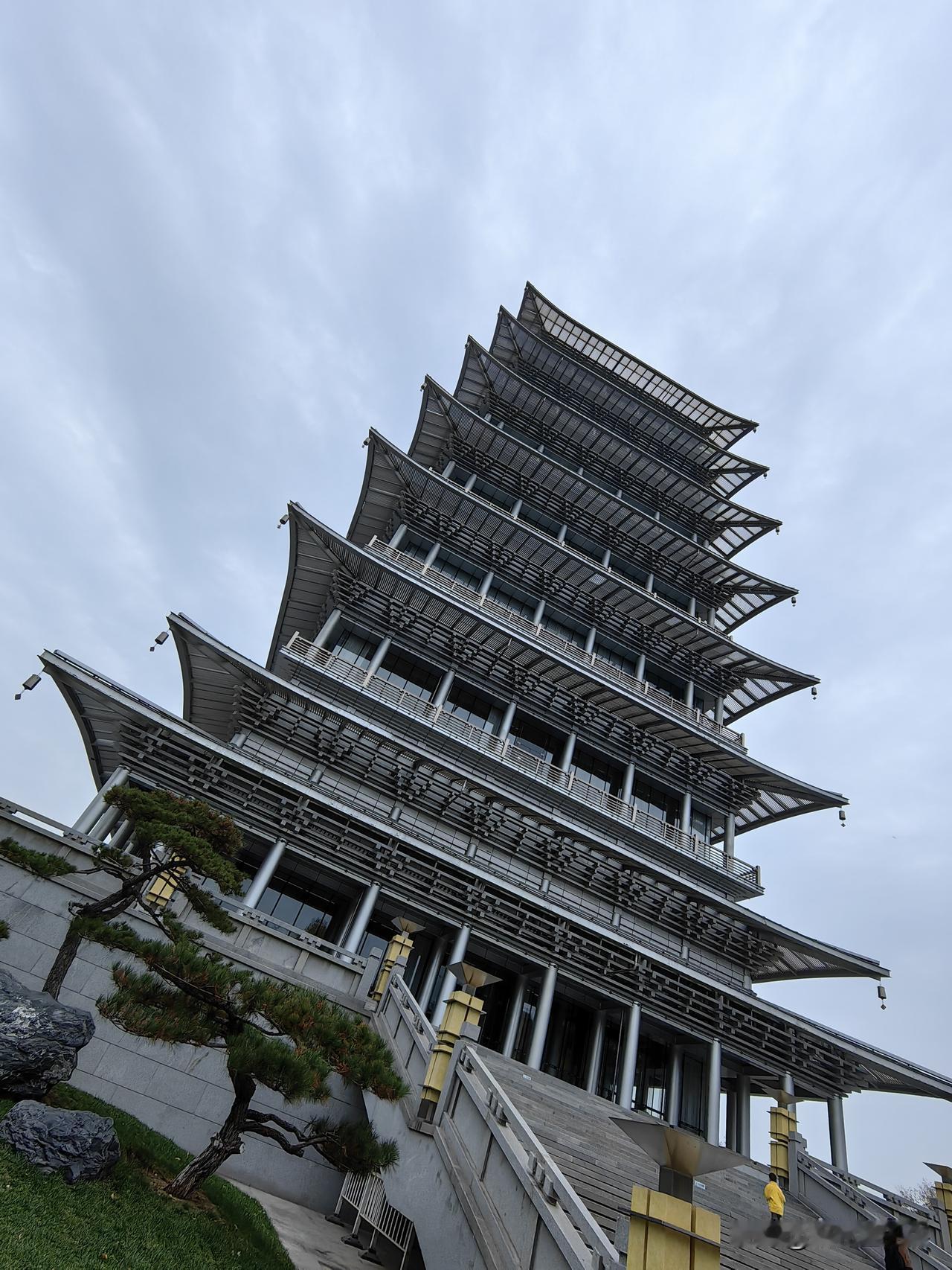 写头条没有浏览量怎么办？
我来教你！！！
那你就写写西安的公交车🚌，
或者西安