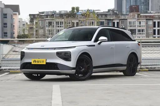 最近我发现，小鹏G9其实特别适合聊一个很真实的话题：同样二十多万，到底是买一台全