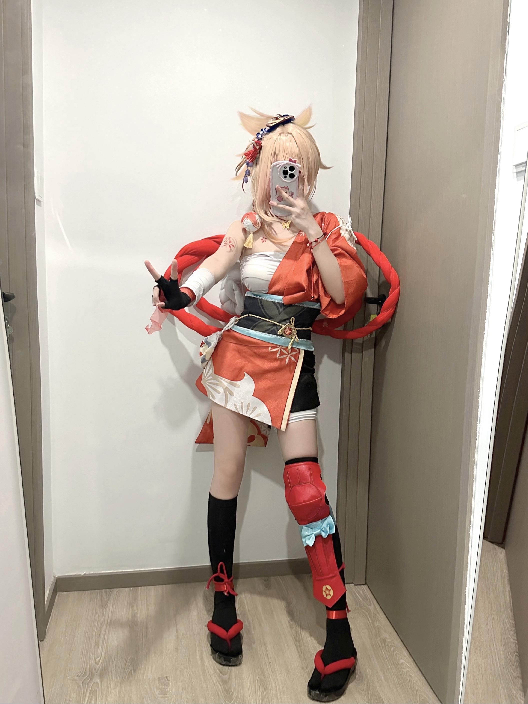 你每天哪有这么多自己的事？围着我转就好了。