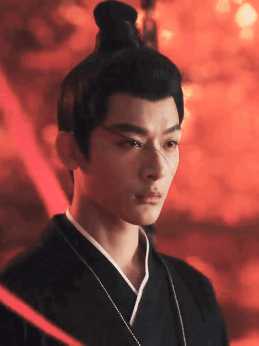 #张晚意哭戏后劲好大#前一秒还生同衾丝同穴，凤凰林双双赴亖，后一秒你跟我说这是幻