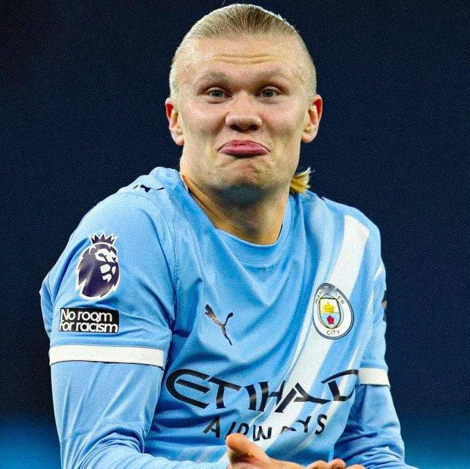 哈兰德在曼城效力期间，在所有球场都取得过进球，唯独安菲尔德球场没有进球。 