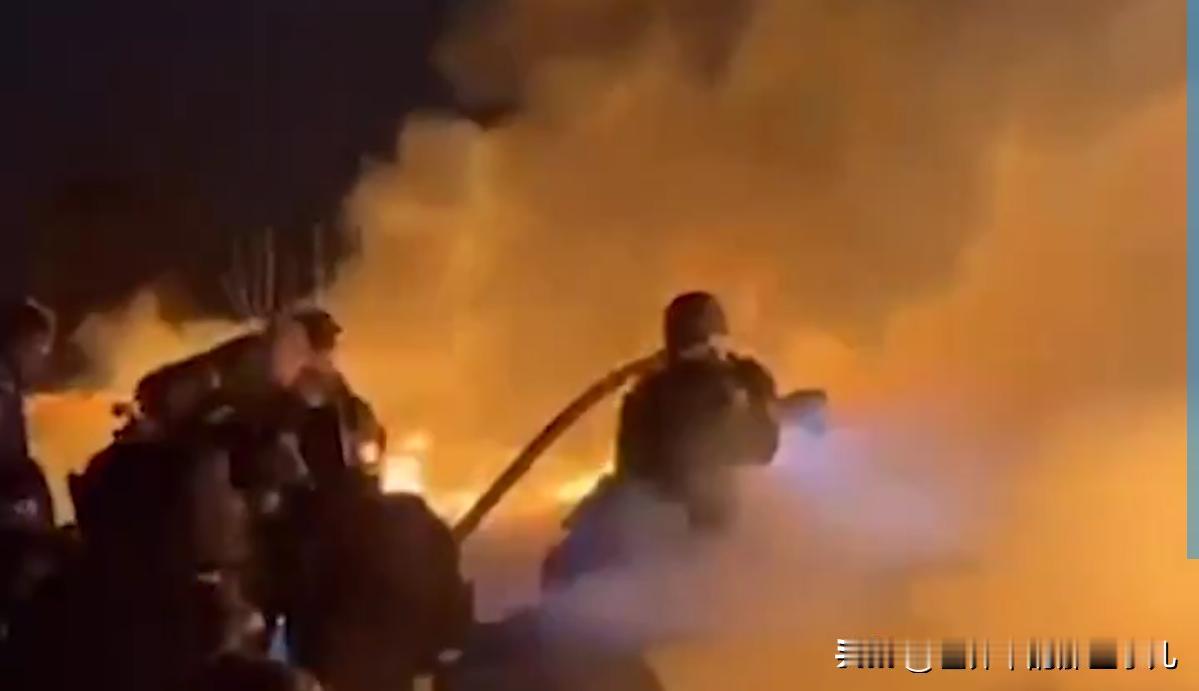 泽连斯基表示，本周，俄罗斯向乌克兰发射了近1100架攻击型无人机、890多枚制导