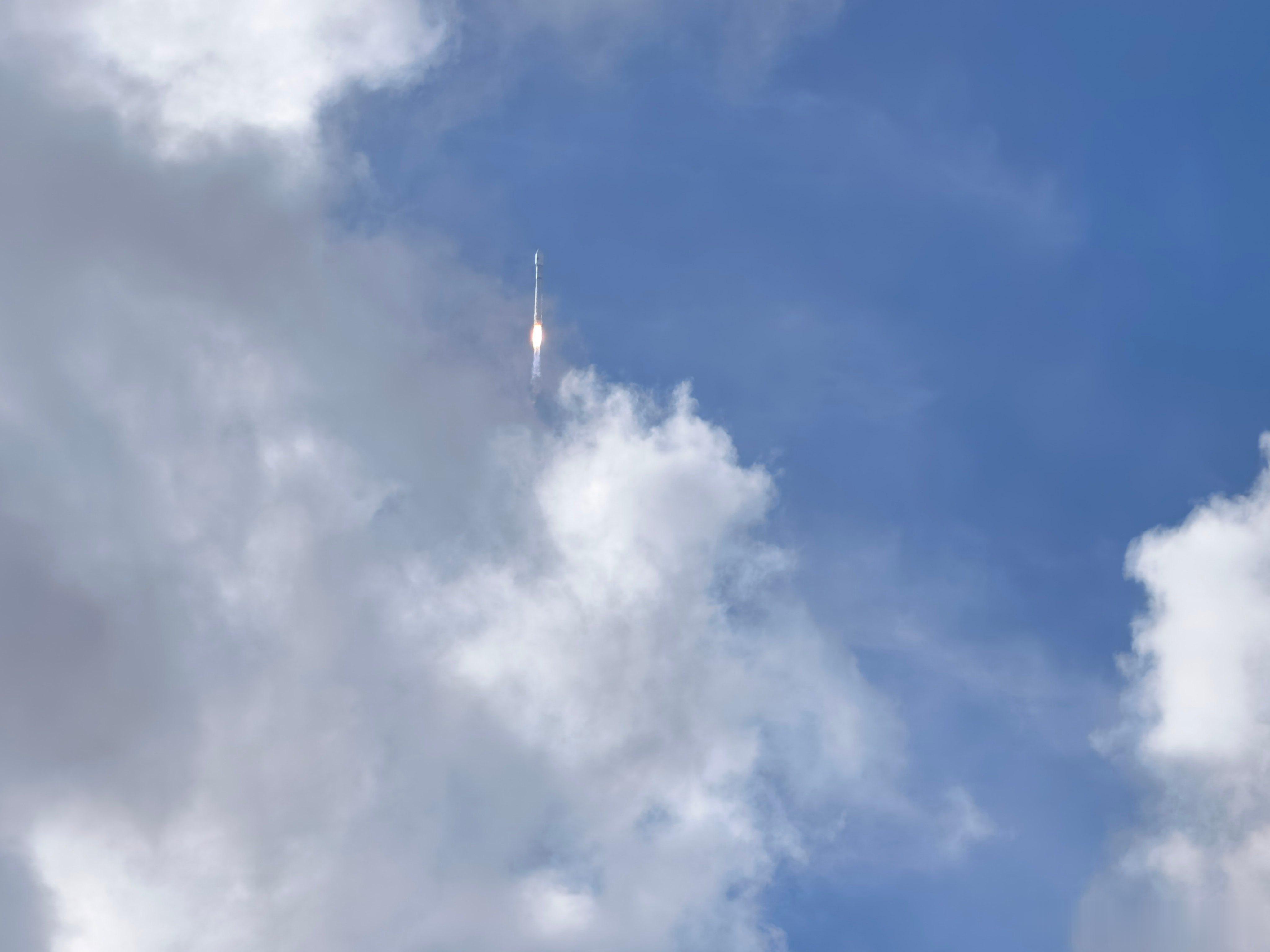 🇨🇳 2026年9月17日 8:32分🚀 长征十二号火箭发射成功！一早6点