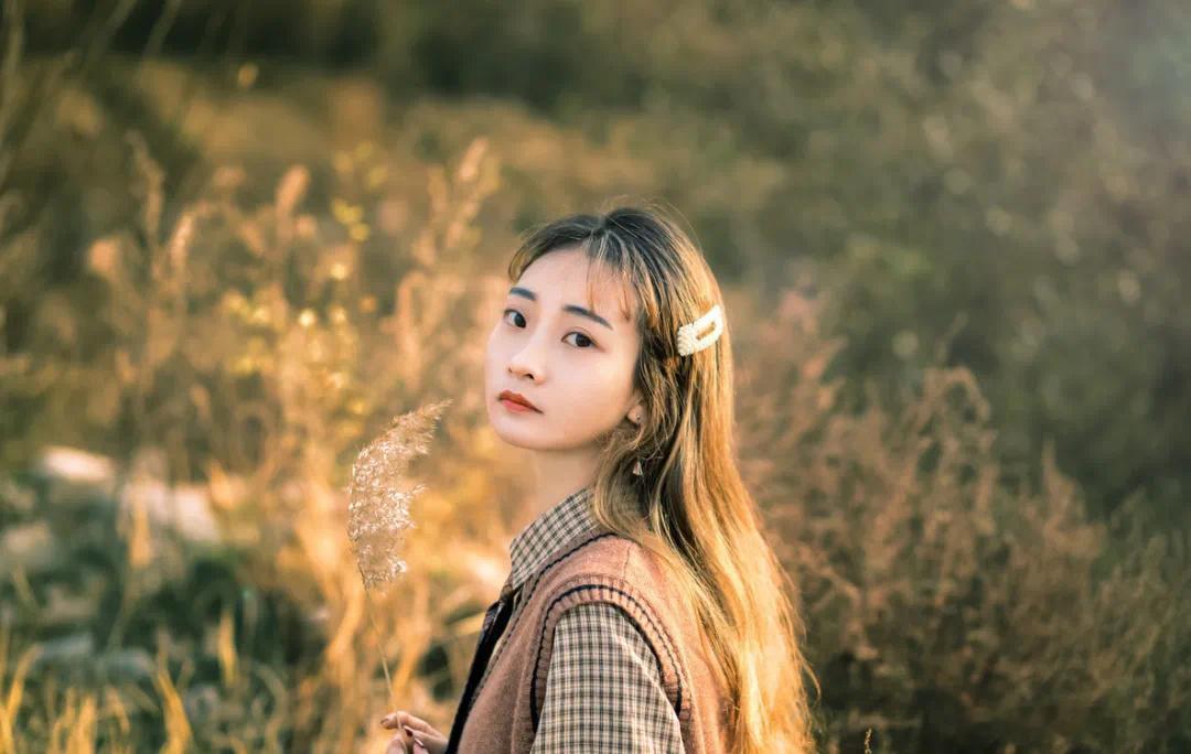 默斋观心·默斋主人原创纯文学意象诗莫立界雾来雾去风雨过颈不问脚印覆脚印不分不叩天