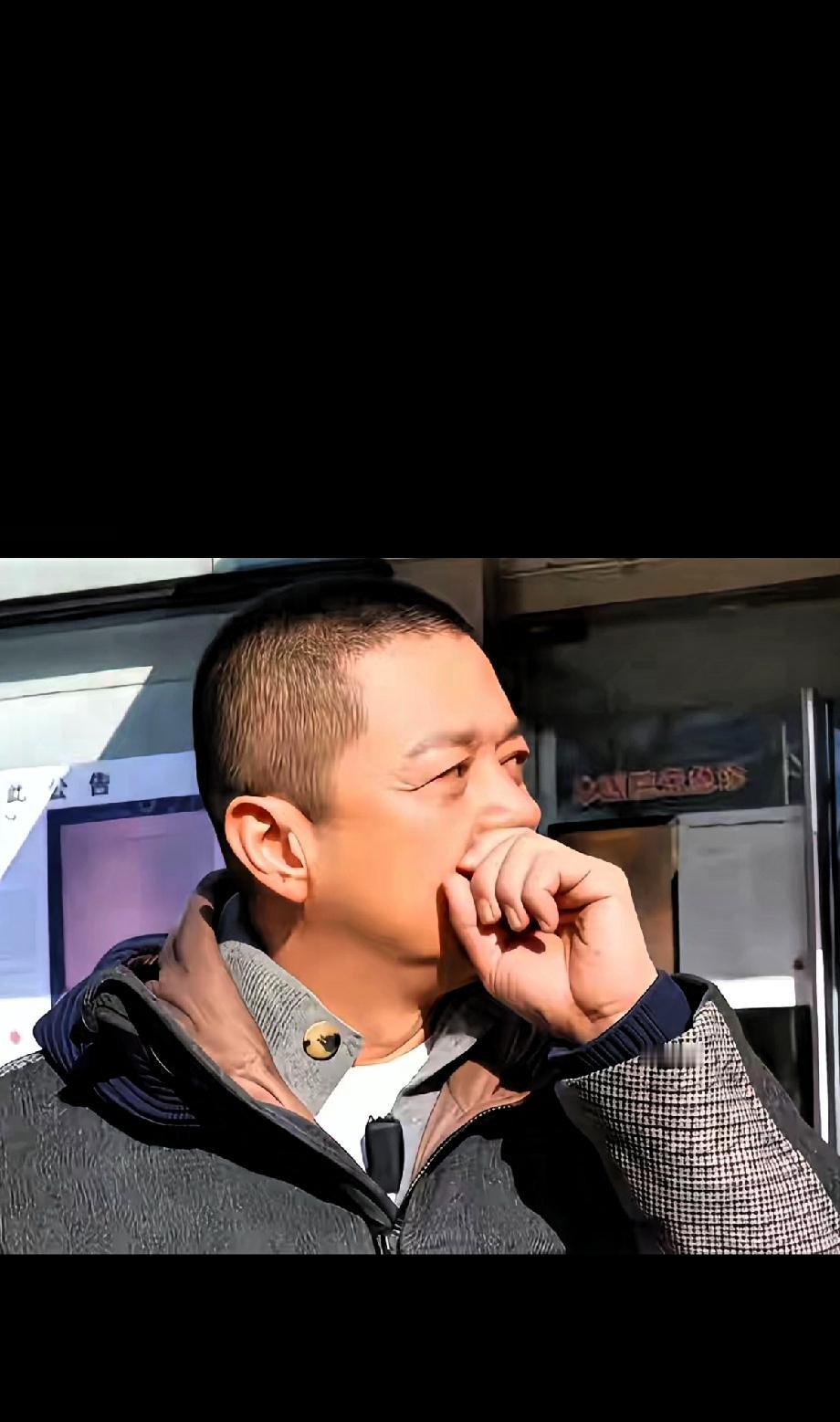 亲哥发来的那句“以后带着孩子支持你”。
让李亚鹏彻底破防了！
李亚鹏这哭太戳心了