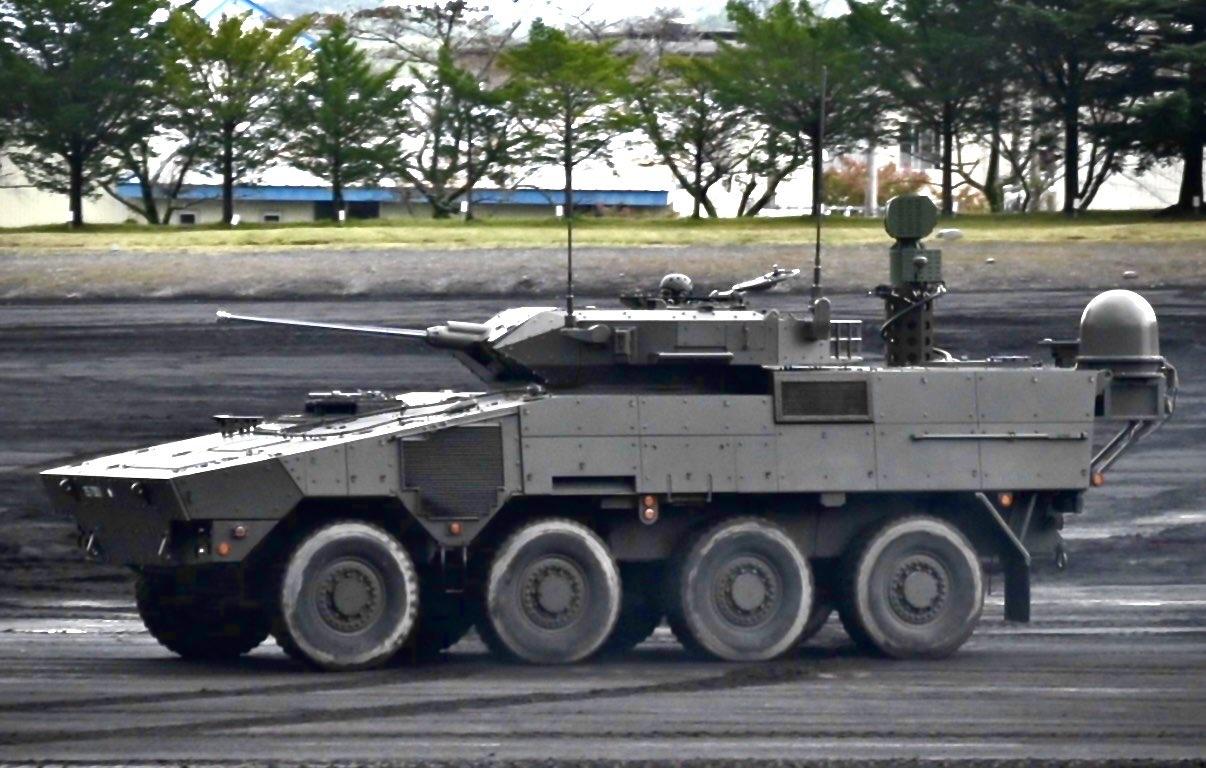 陆自战斗车