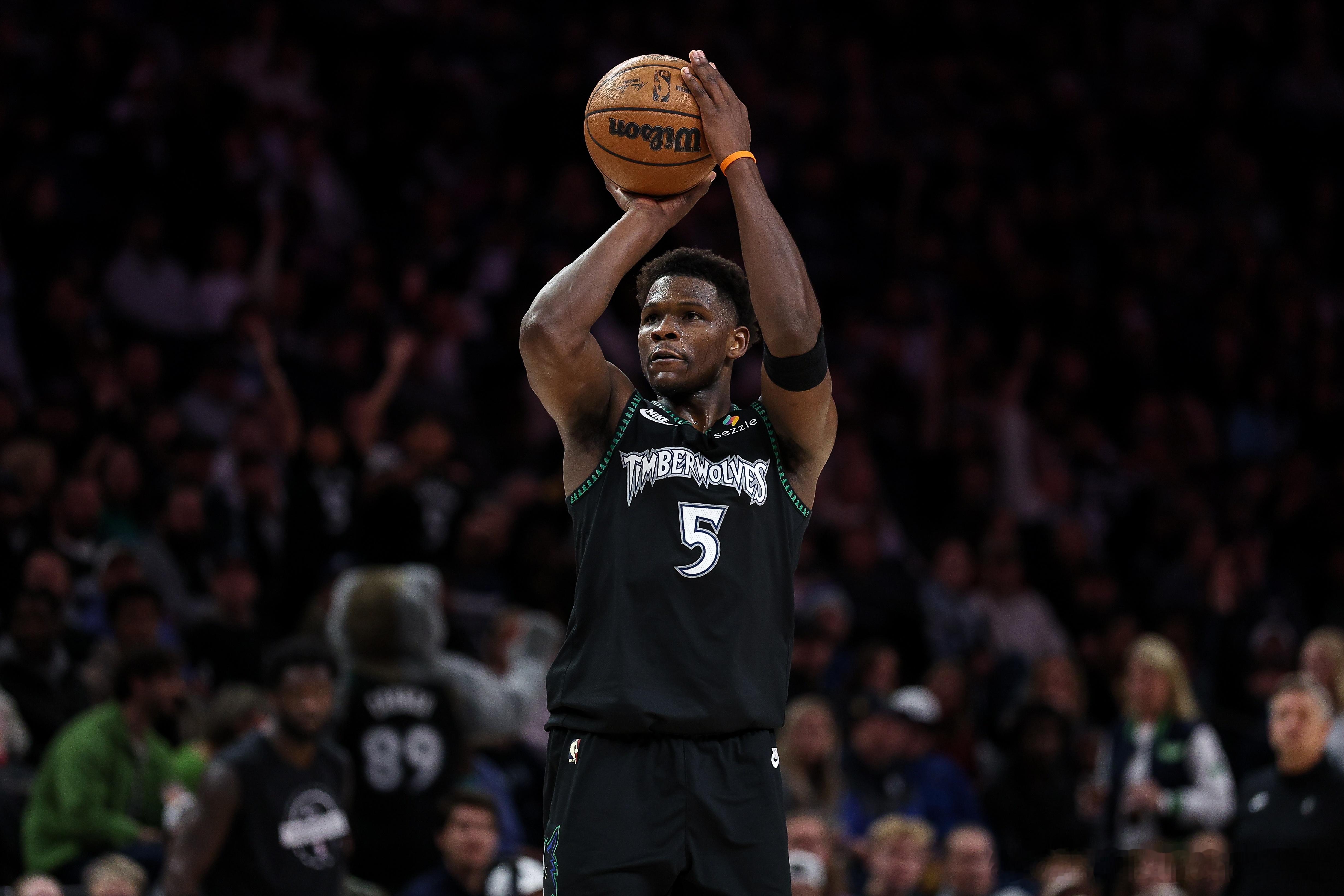 兰德尔：华子和科比有太多相似之处 他始终保持本真坚持做自己！兰德尔在接受采访时谈